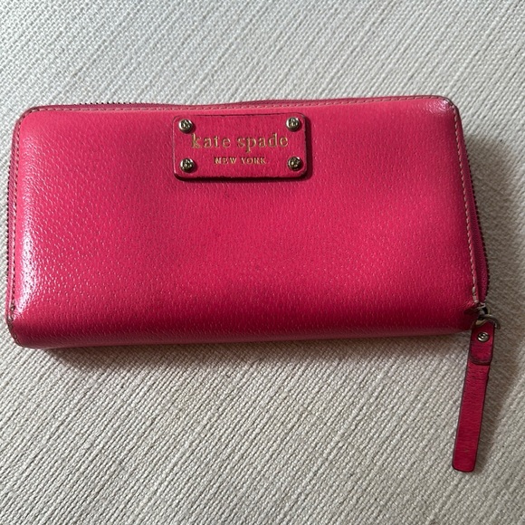 Vintage Kate Spade Pink Pebbled Leather Wallet - Picture 1 of 5